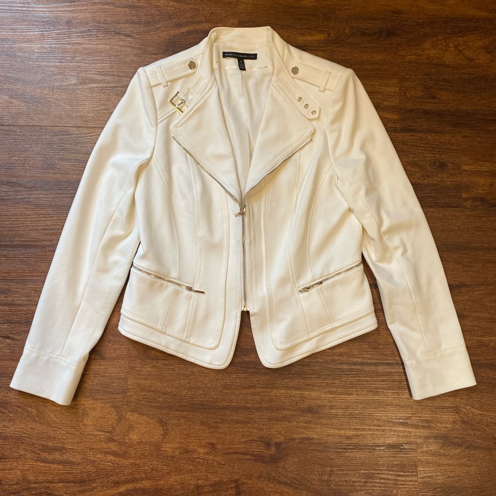 WHITE HOUSE BLACK MARKET blazer